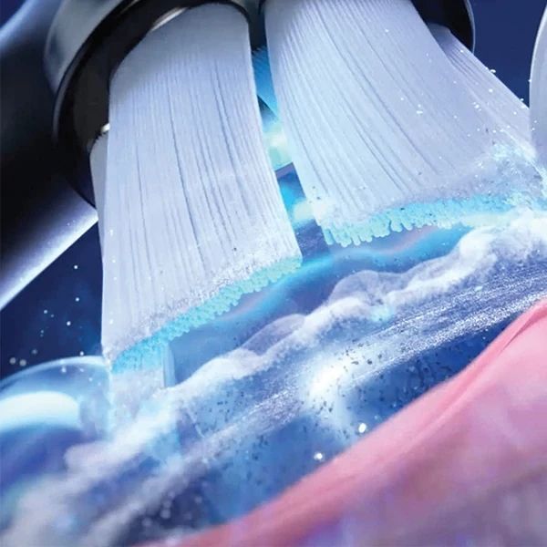 Змінні зубні насадки для електричної зубної щітки Oral-B iO Gentle Care Black чорні 4шт NiO2B-4 фото