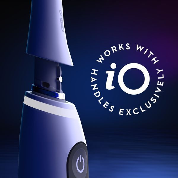 Змінні зубні насадки для електричної зубної щітки Oral-B iO Gentle Care White білі 1шт NiO2WH-1 фото
